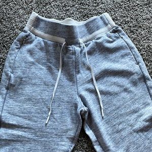 Lululemon: Light blue/grey Joggers Size 8
